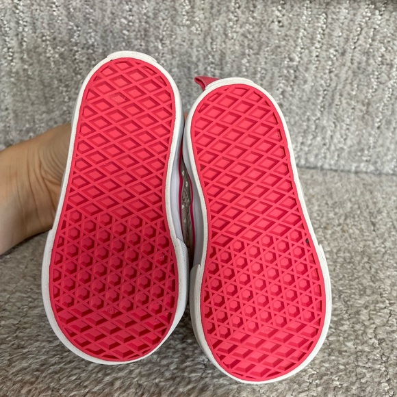 Vans Size C4 Baby/ Toddler Shoes - Picture 5 of 5